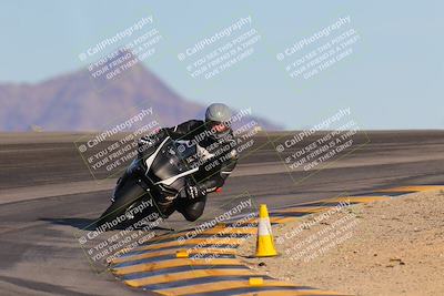 media/Dec-10-2023-SoCal Trackdays (Sun) [[0ce70f5433]]/Turn 12 (2pm)/